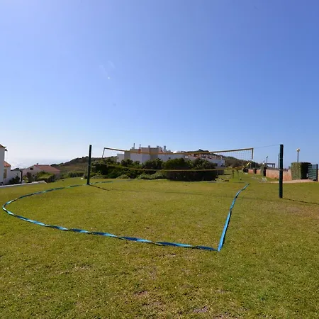 Apartmán Pristine - 2 Bedroom With Sea And Pool Views In The *